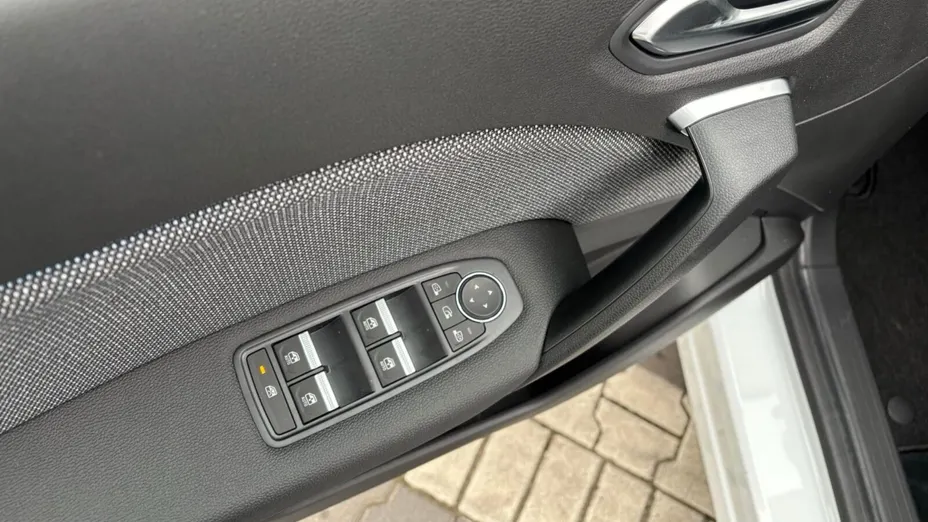RENAULT Captur Captur 1.3 TCe mHEV Techno Nowy