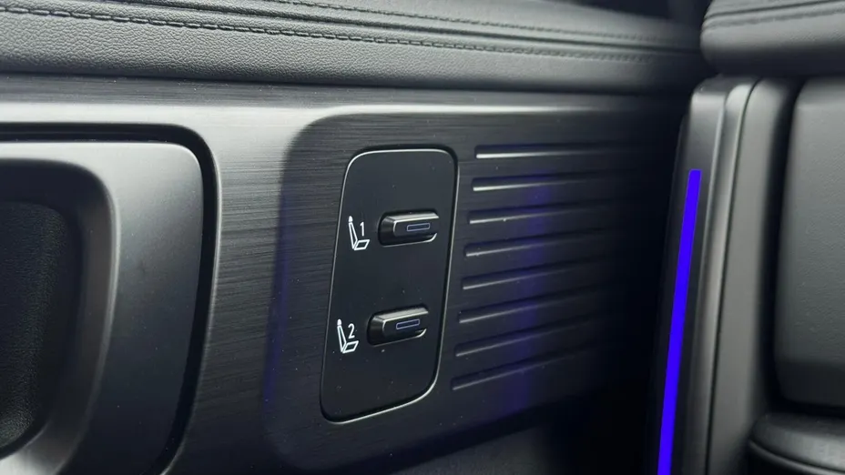 HYUNDAI Santa Fe Santa Fe 1.6 T-GDI HEV Calligraphy 4WD aut 6os.