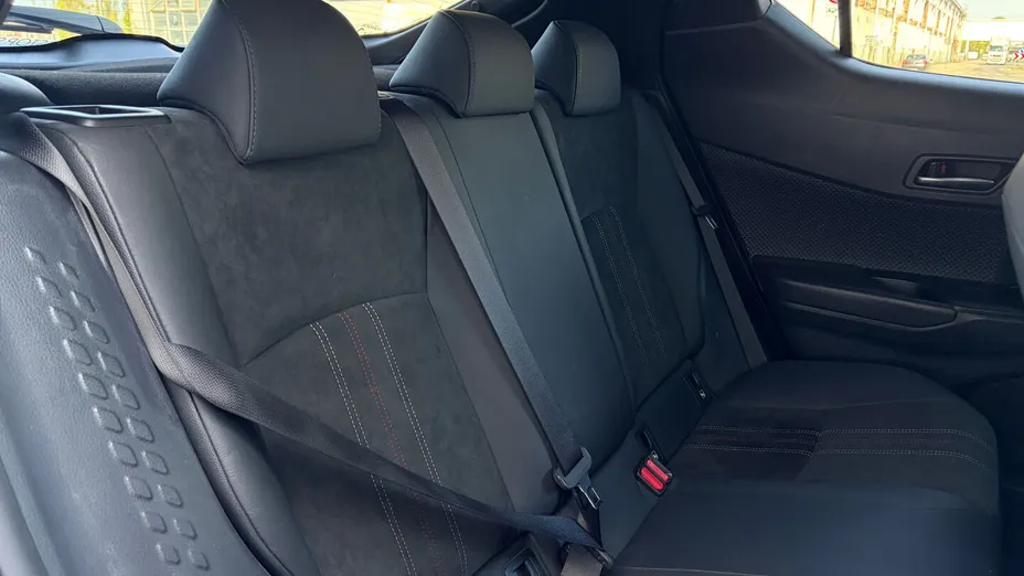 TOYOTA C-HR C-HR 2.0 Hybrid GR Sport