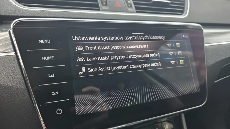 SKODA Superb Superb 2.0 TDI SCR Style DSG