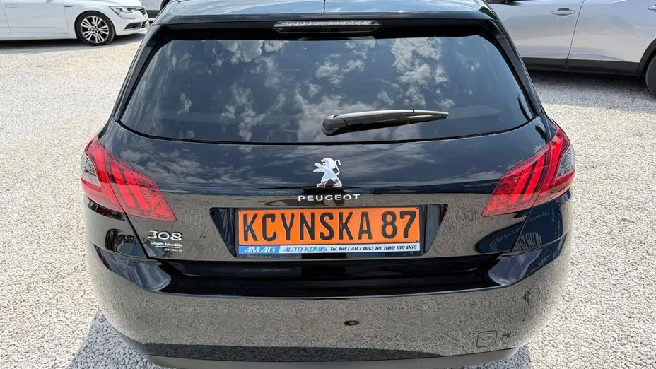 PEUGEOT 308 -