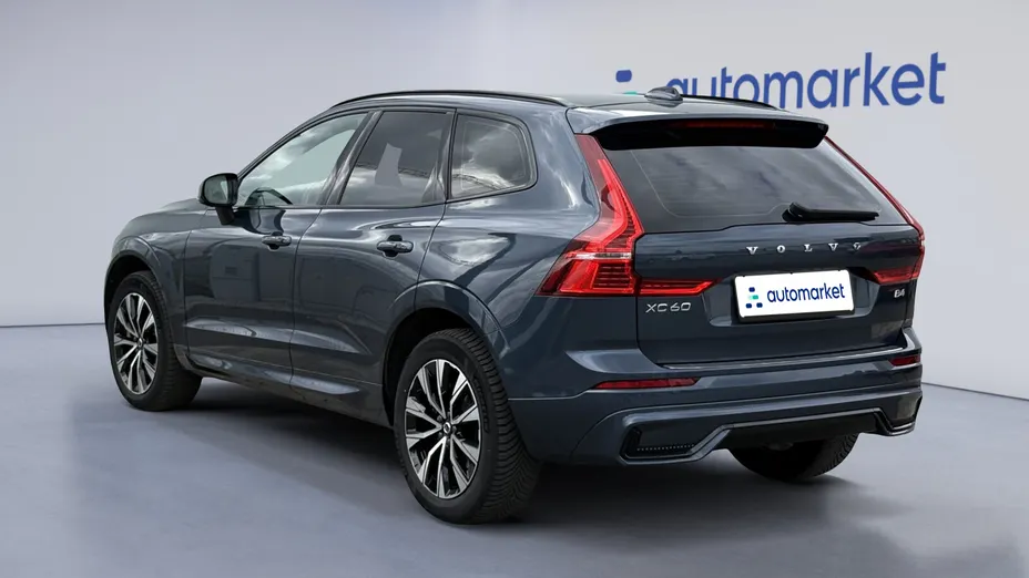 VOLVO XC60 XC60 B4 D Plus Dark aut