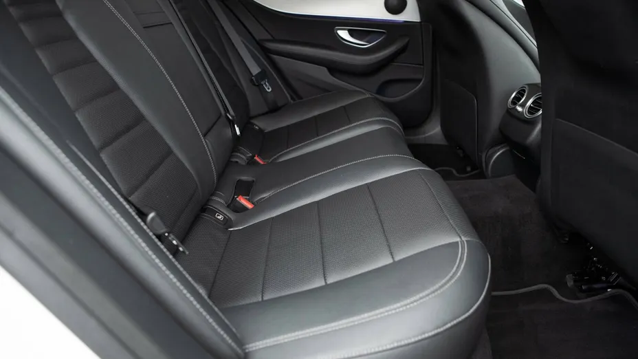 MERCEDES-BENZ E Klasa E 220 d 4-Matic AMG