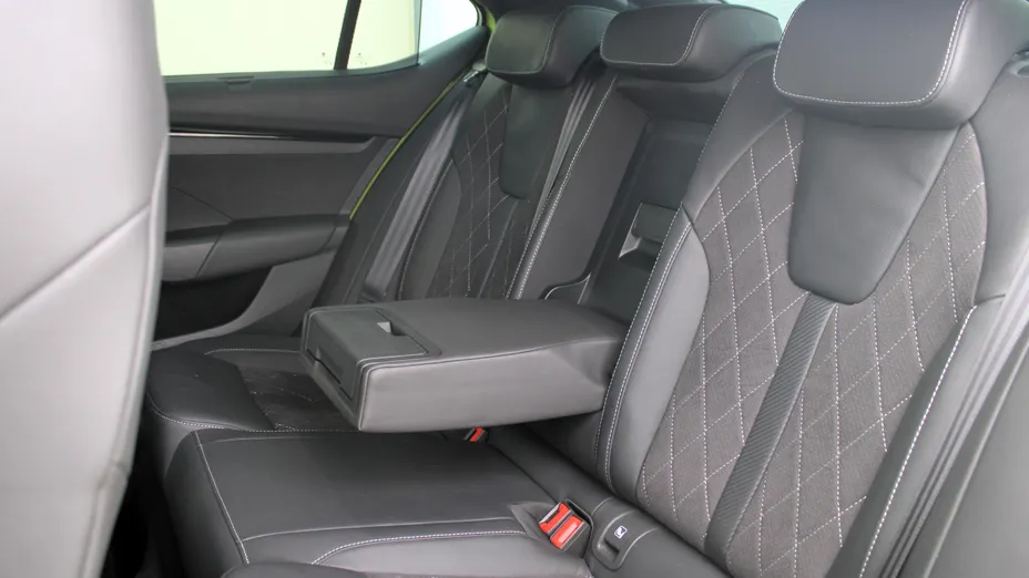 SKODA Octavia Octavia 2.0 TSI RS DSG