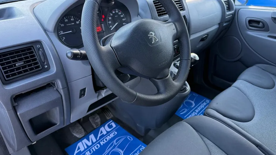 PEUGEOT Expert -