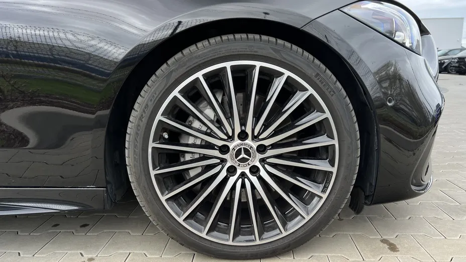 MERCEDES-BENZ C Klasa C 220 d mHEV 4-Matic AMG