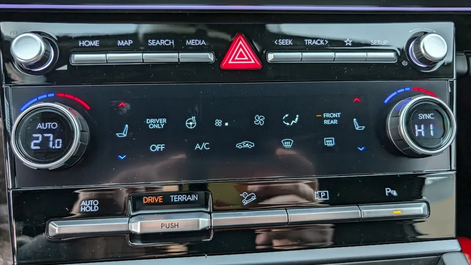 HYUNDAI Santa Fe Santa Fe 1.6 T-GDI PHEV Calligraphy 4WD aut 6os. Nowy