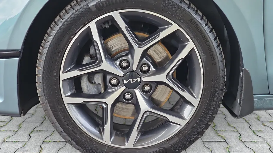 KIA Cee'd Ceed 1.5 T-GDI Business Line DCT