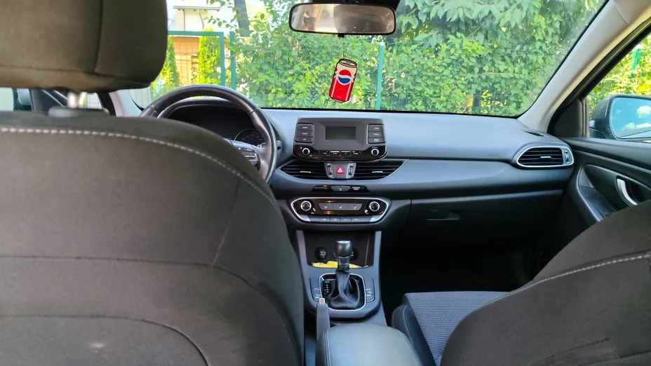 HYUNDAI i30 -