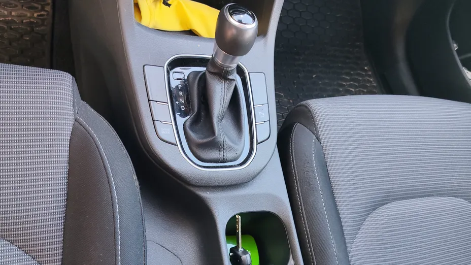 HYUNDAI i30 -