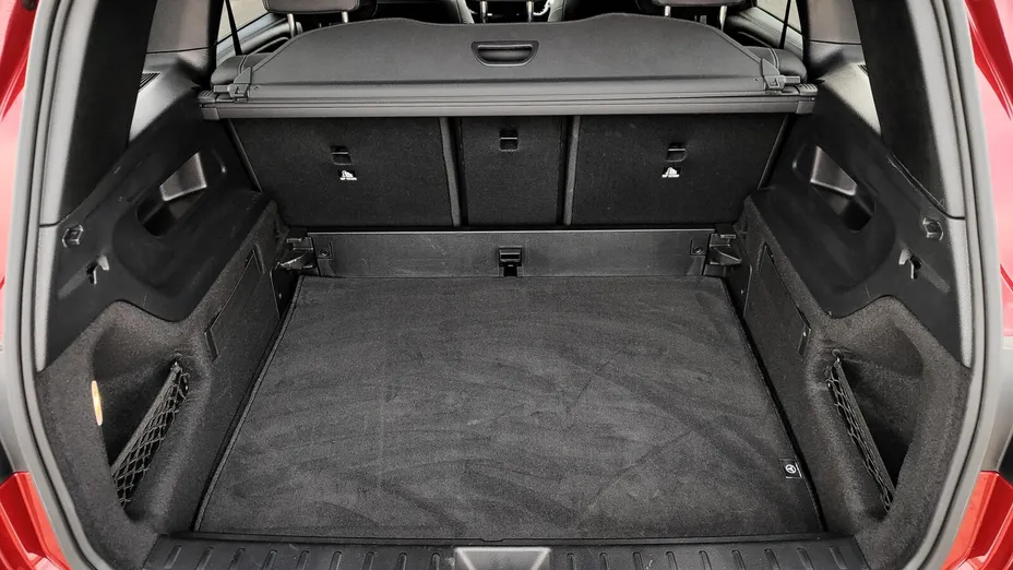 MERCEDES-BENZ GLB GLB 200 Progressive 7G-DCT