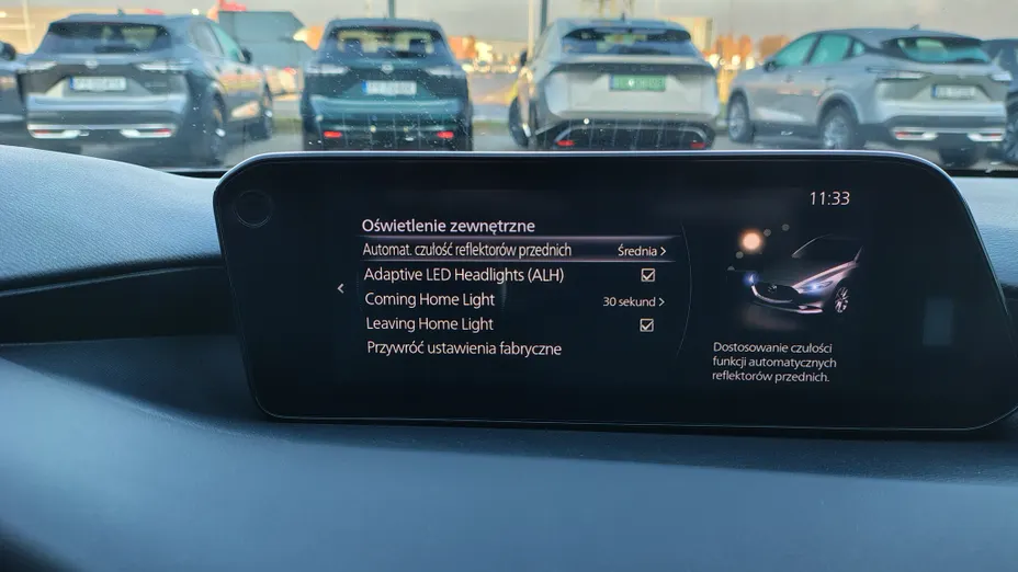 MAZDA 3 3 2.0 mHEV Hikari aut