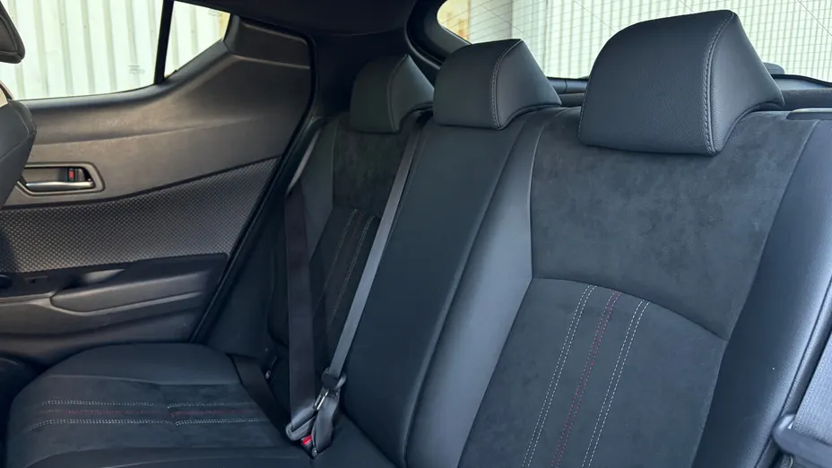 TOYOTA C-HR C-HR 2.0 Hybrid GR Sport