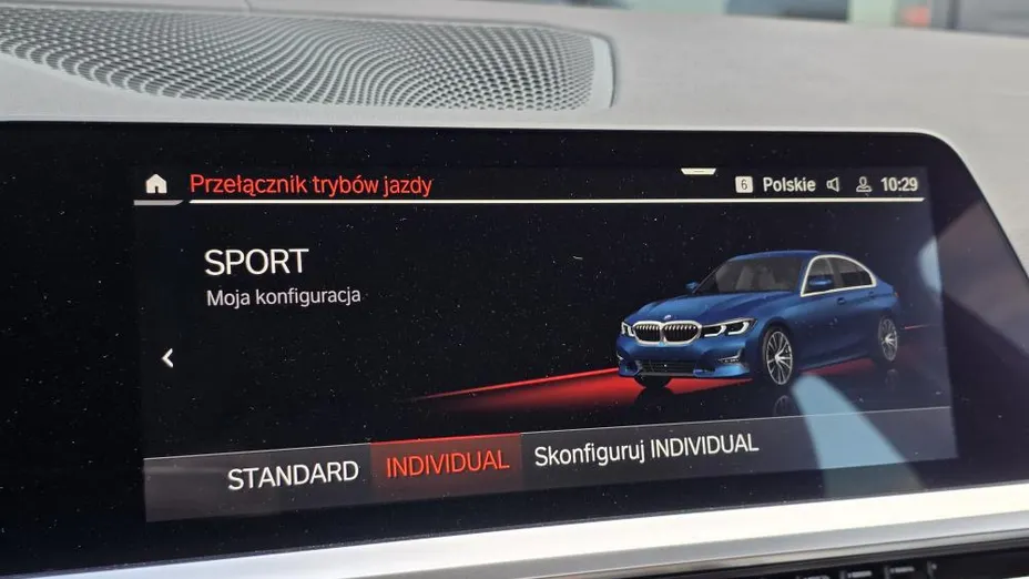 BMW Seria 3 320d xDrive Luxury Line aut