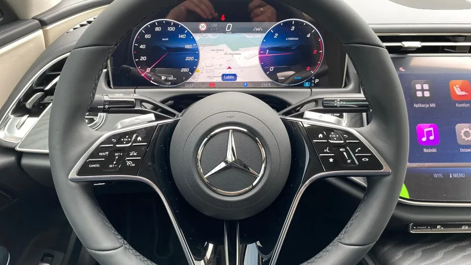 MERCEDES-BENZ E Klasa E 220 d mHEV Avantgarde 9G-Tronic