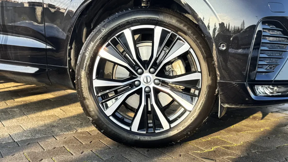 VOLVO XC60 XC60 B5 B AWD Ultimate Dark aut