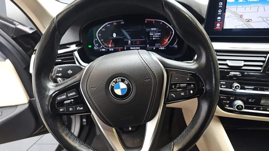 BMW Seria 5 518d mHEV aut