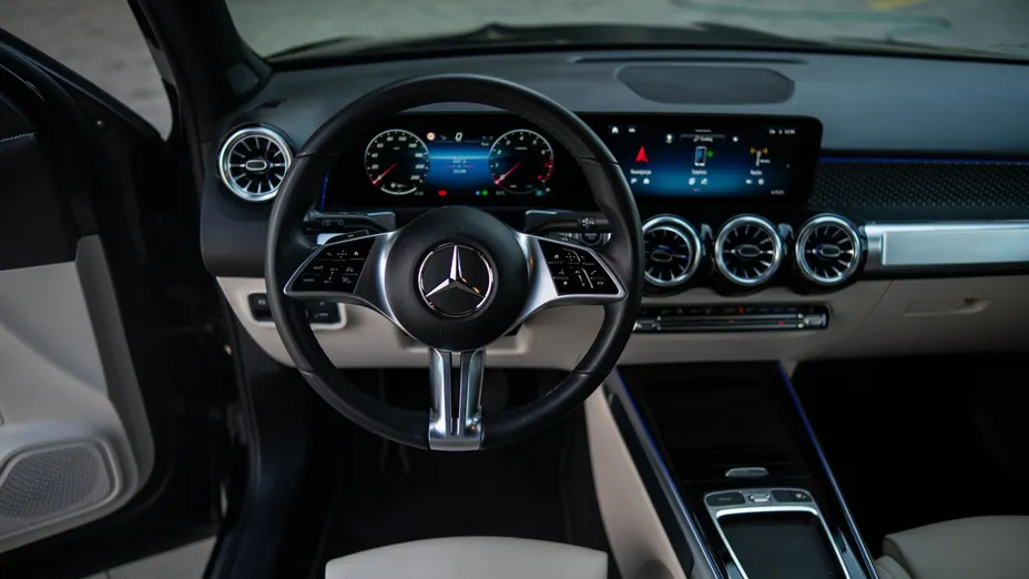 MERCEDES-BENZ GLB GLB 200 mHEV Progressive 7G-DCT