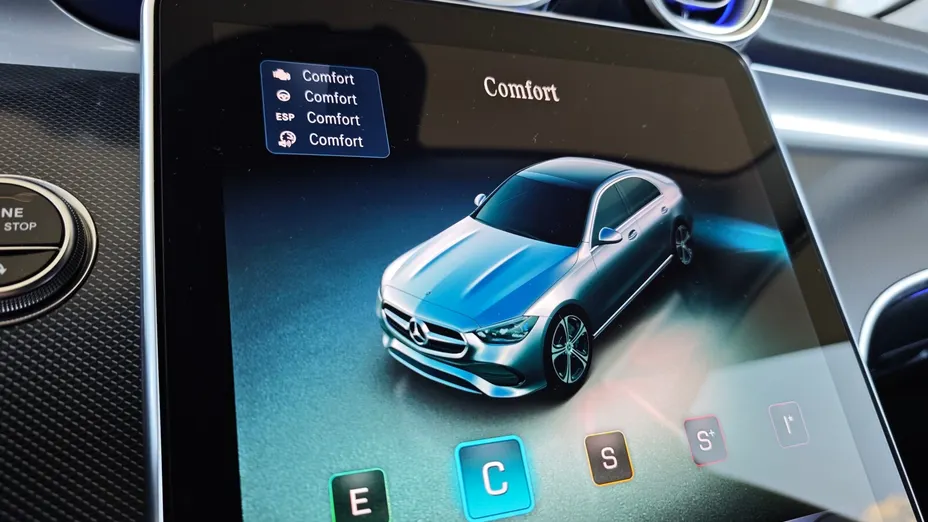 MERCEDES-BENZ C Klasa C 200 mHEV 4-Matic AMG