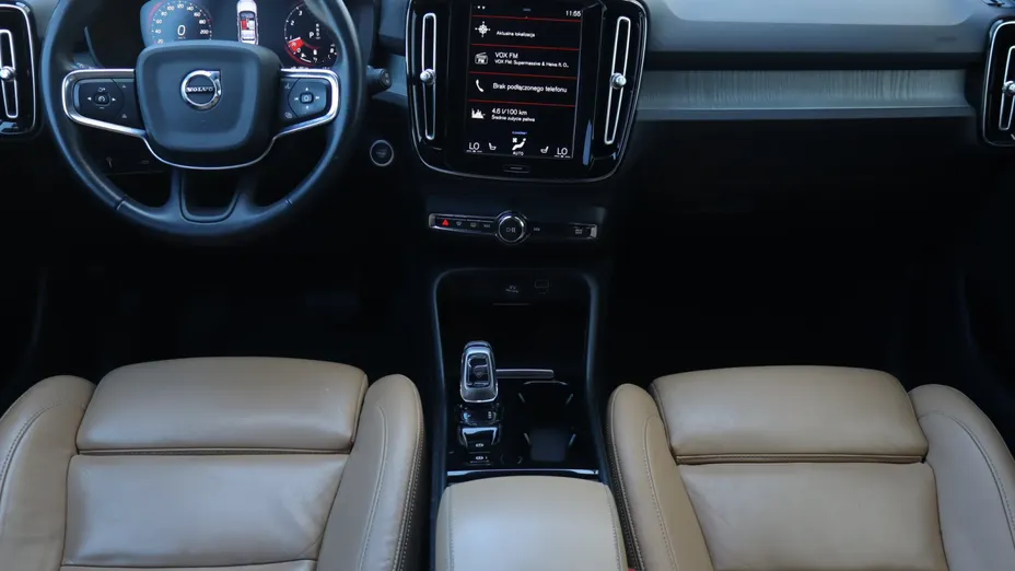 Volvo XC40 -
