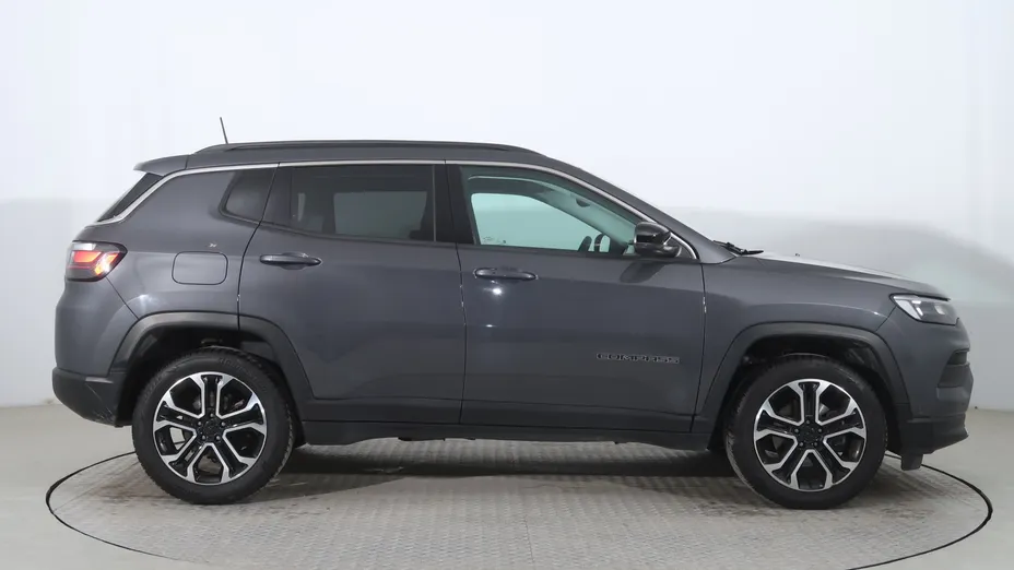 Jeep Compass -