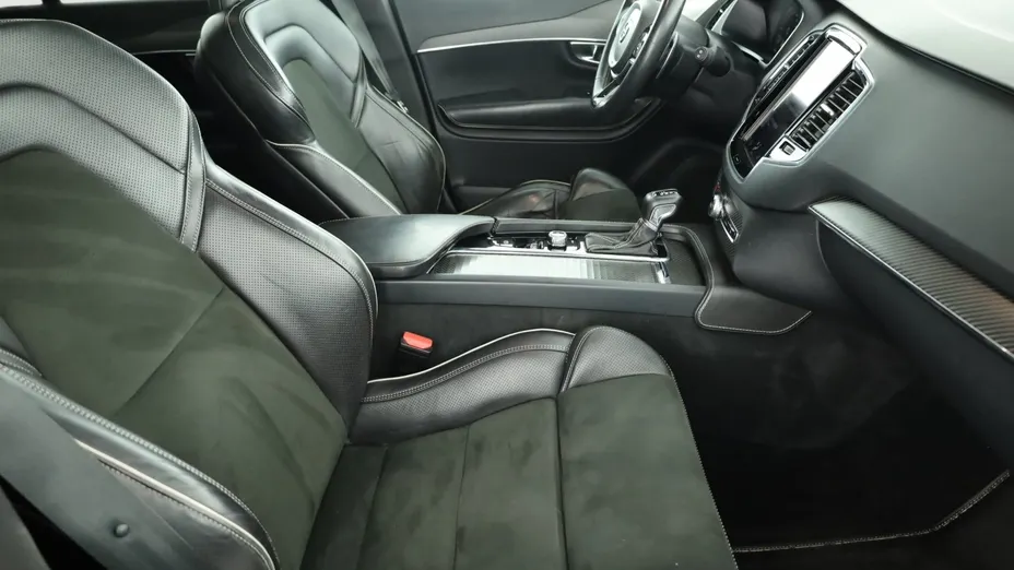 Volvo XC90 -
