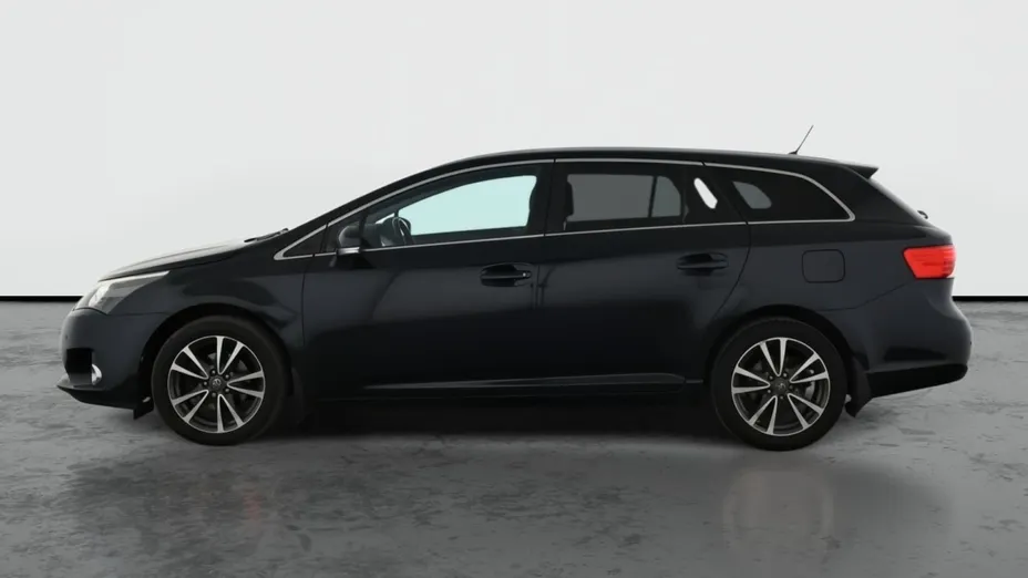 Toyota Avensis -