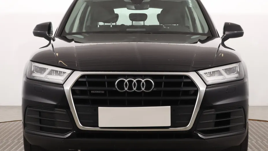 Audi Q5 -