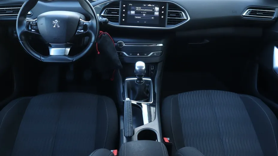Peugeot 308 -