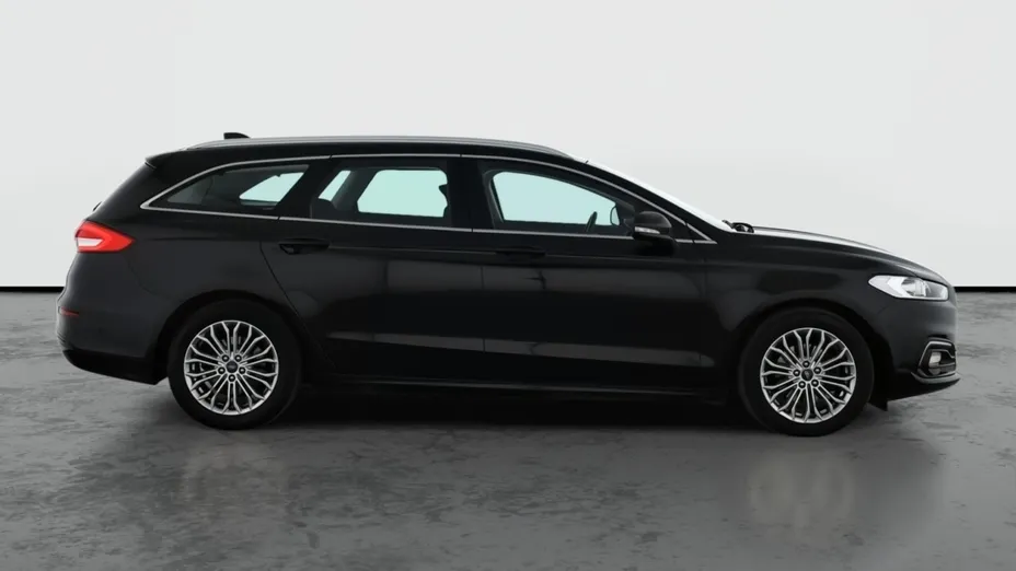 Ford Mondeo -