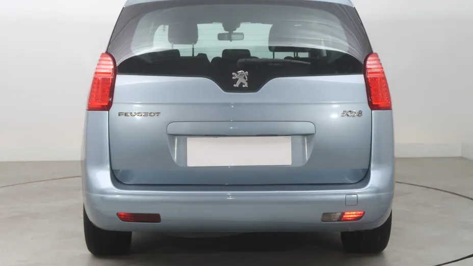 Peugeot 5008 -