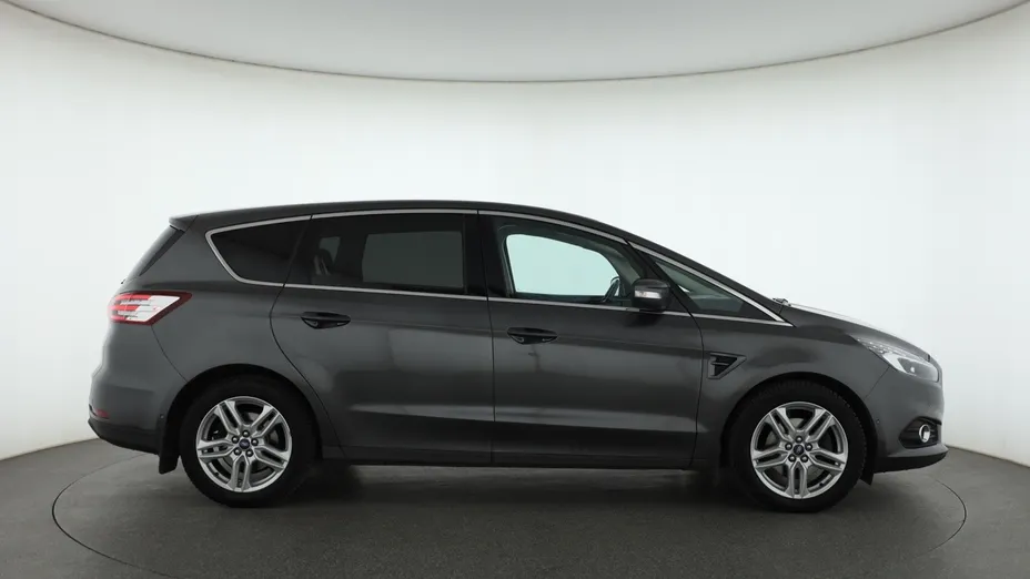 Ford S-MAX -