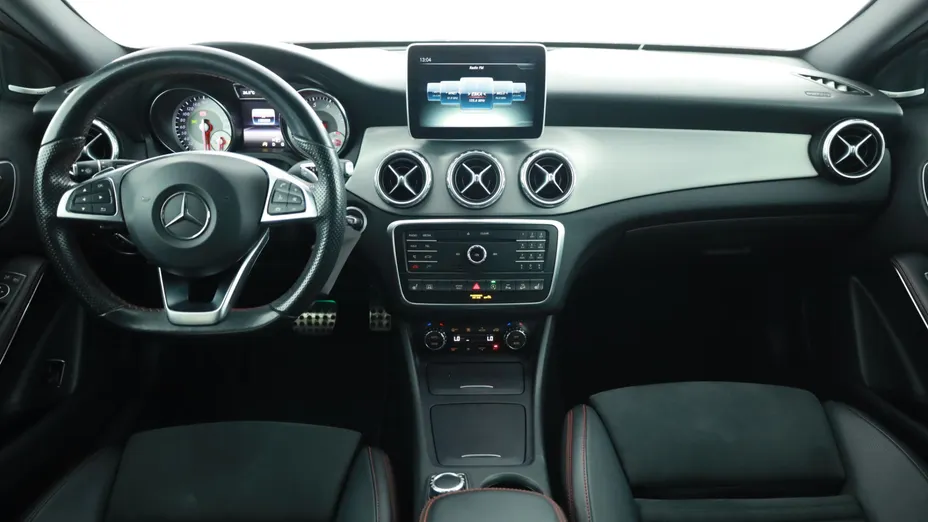 Mercedes GLA -