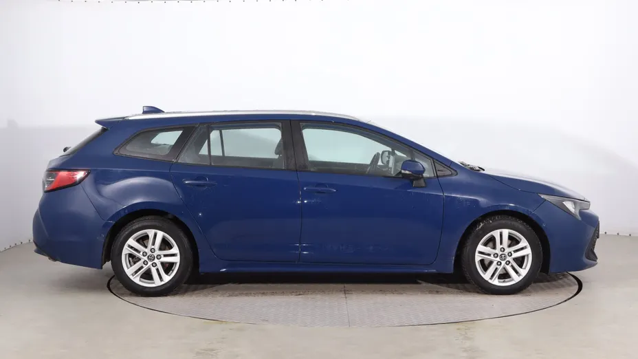 Toyota Corolla -