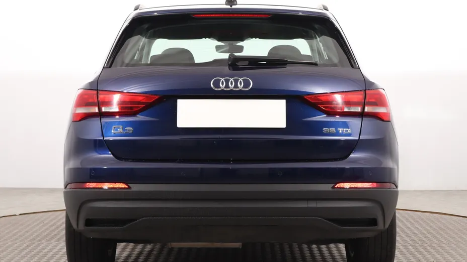 Audi Q3 -