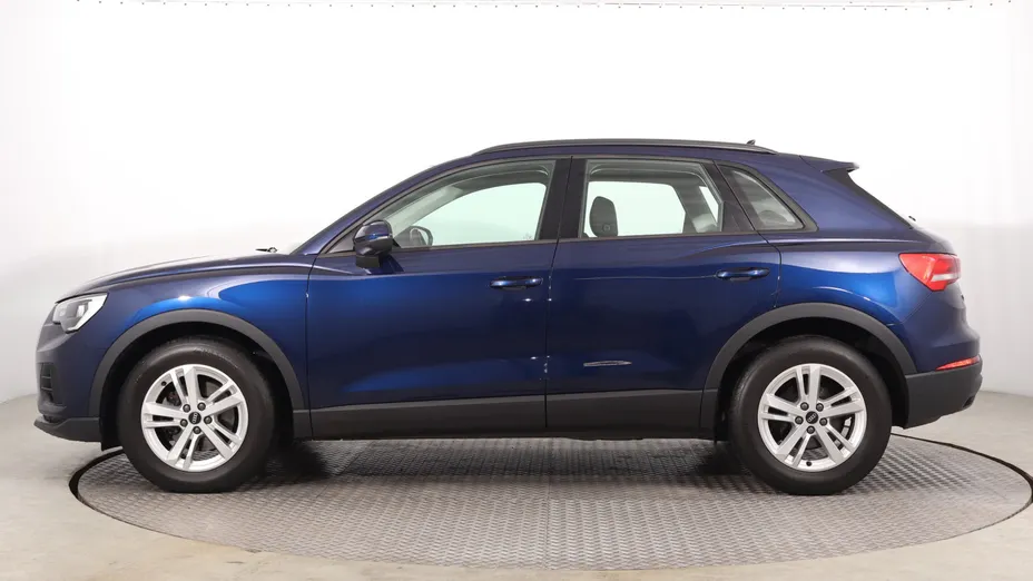 Audi Q3 -