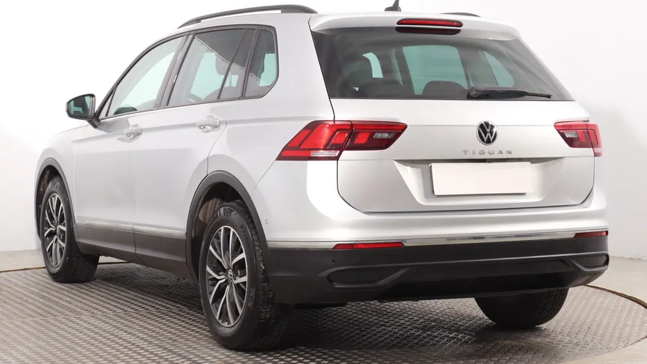 VW Tiguan -