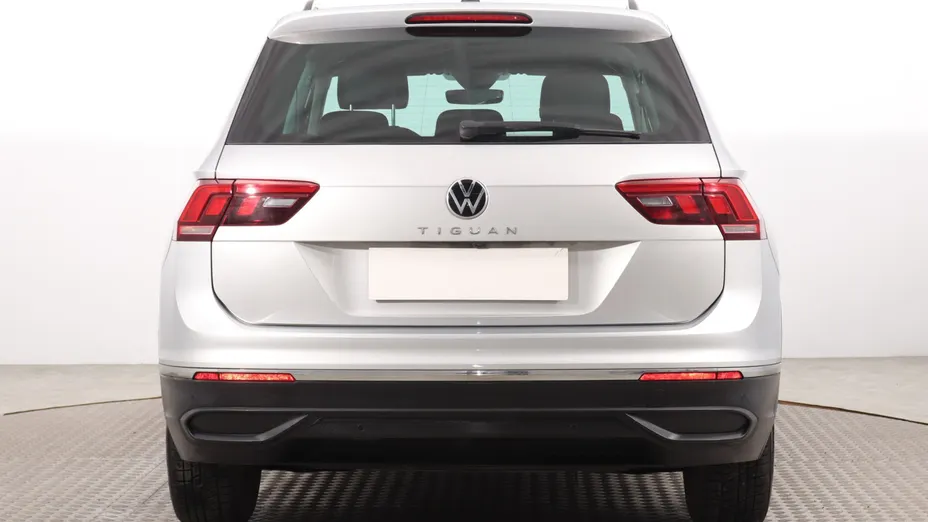 VW Tiguan -