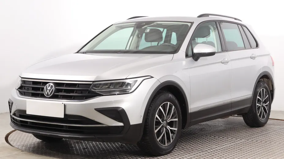 VW Tiguan -