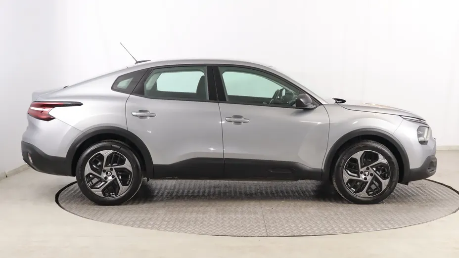 Citroen C4 X -