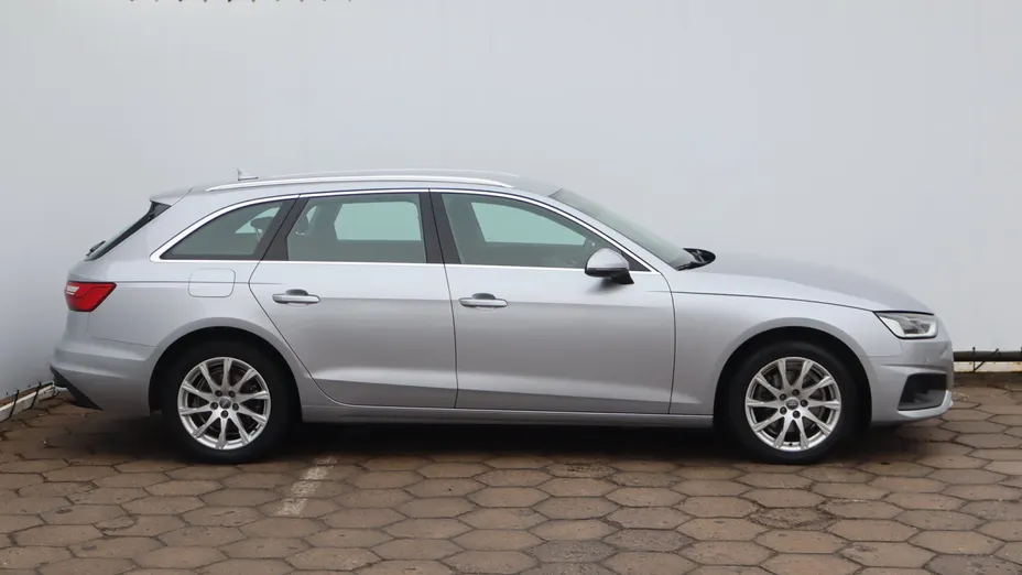 Audi A4 -