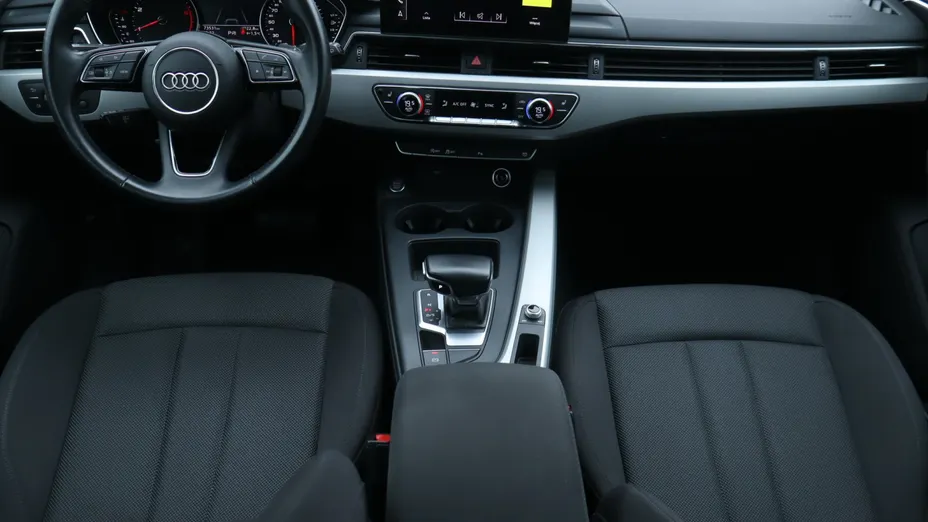 Audi A4 -