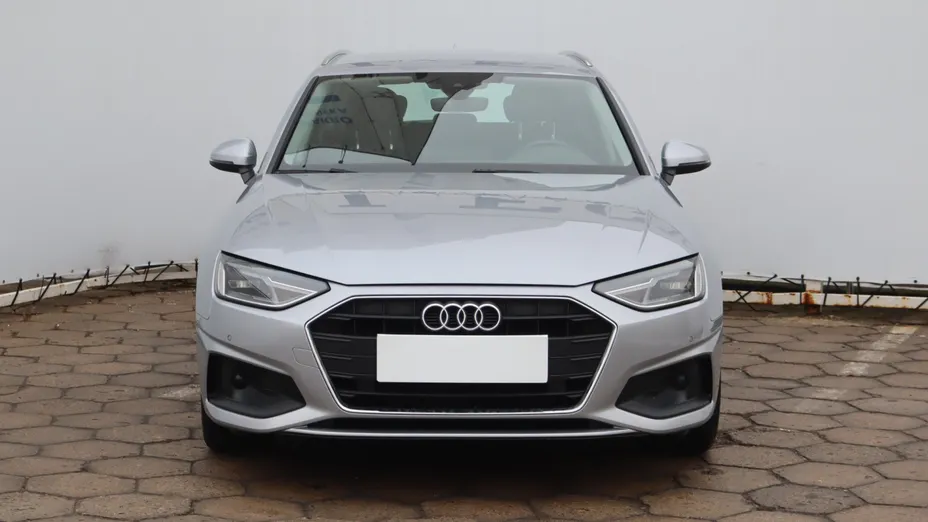 Audi A4 -