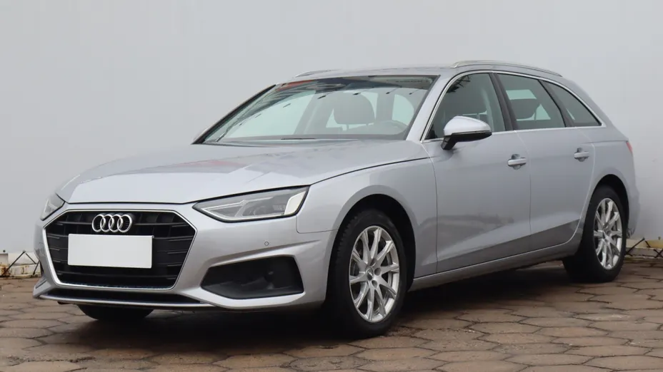 Audi A4 -