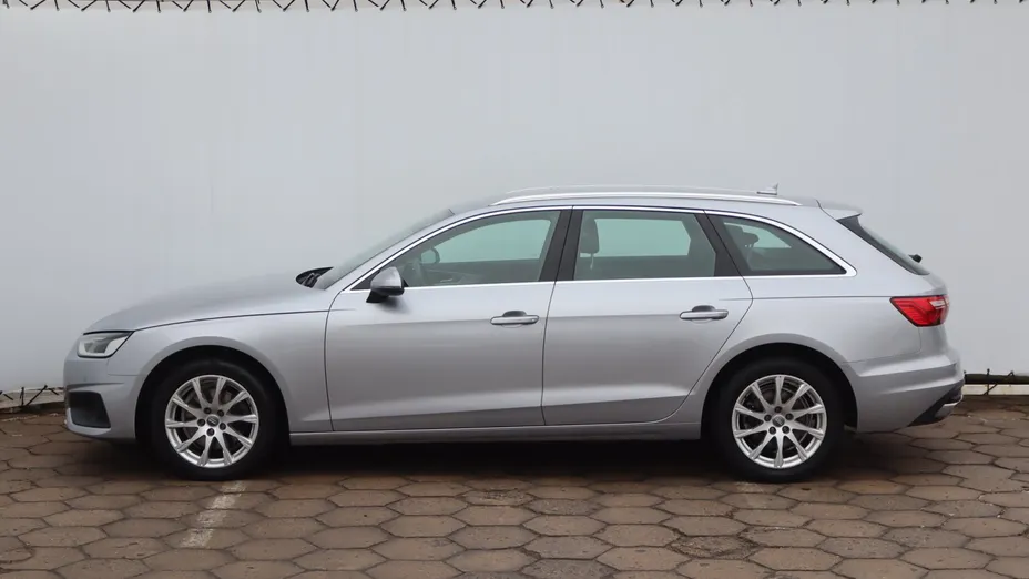 Audi A4 -