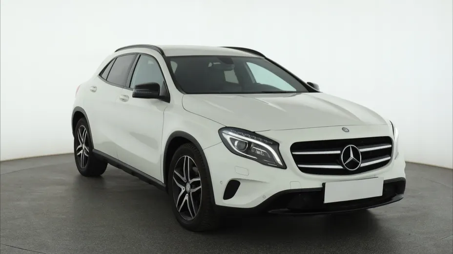 Mercedes GLA -