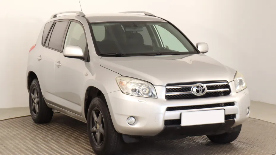 Toyota RAV4 -