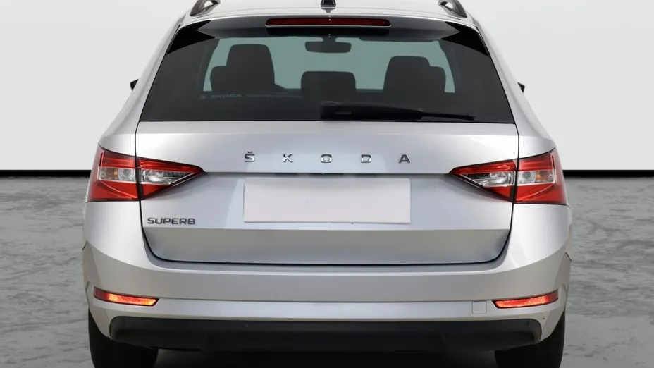 Skoda Superb -