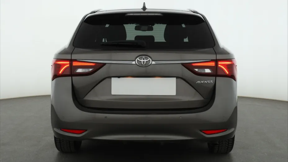 Toyota Avensis -