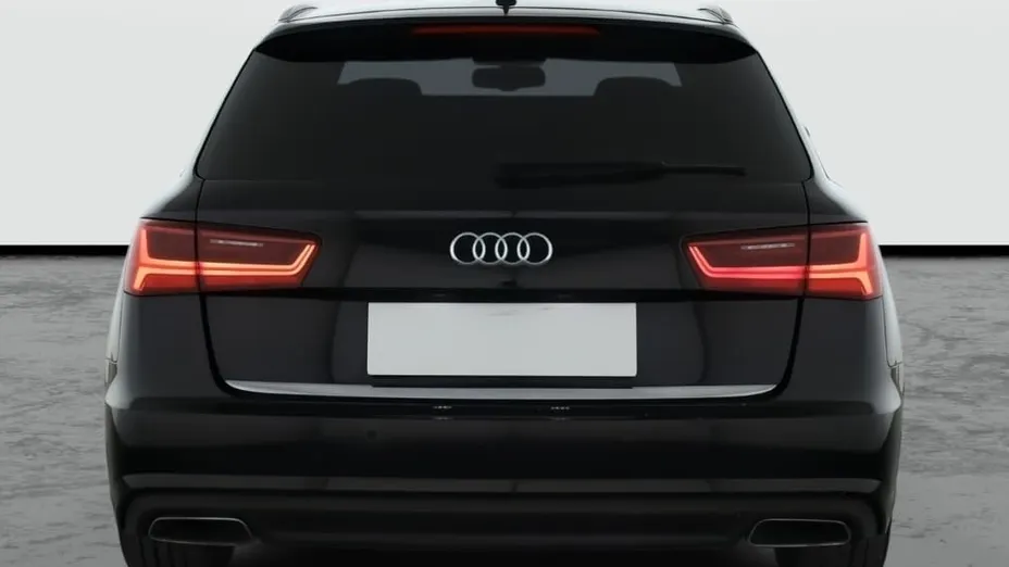 Audi A6 -